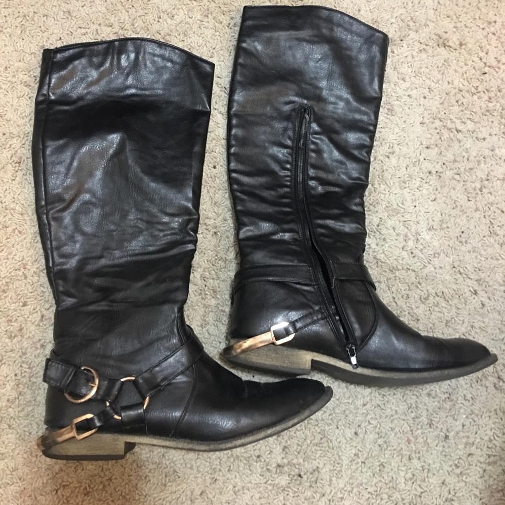 Black Leather Boots